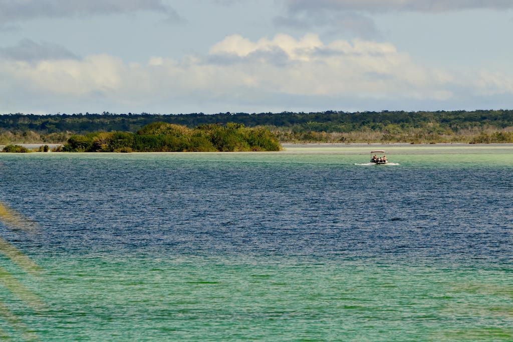 Casa Caracol Hotel Bacalar Exterior photo