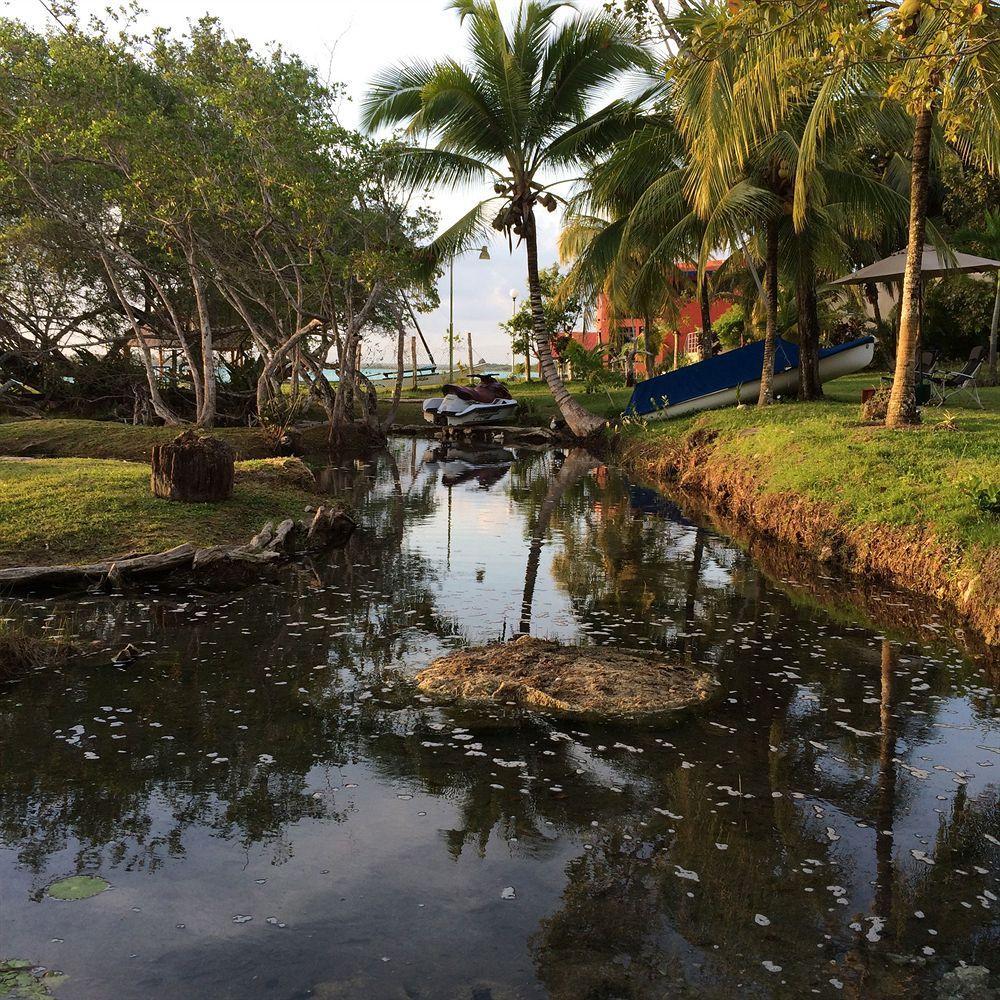 Casa Caracol Hotel Bacalar Exterior photo