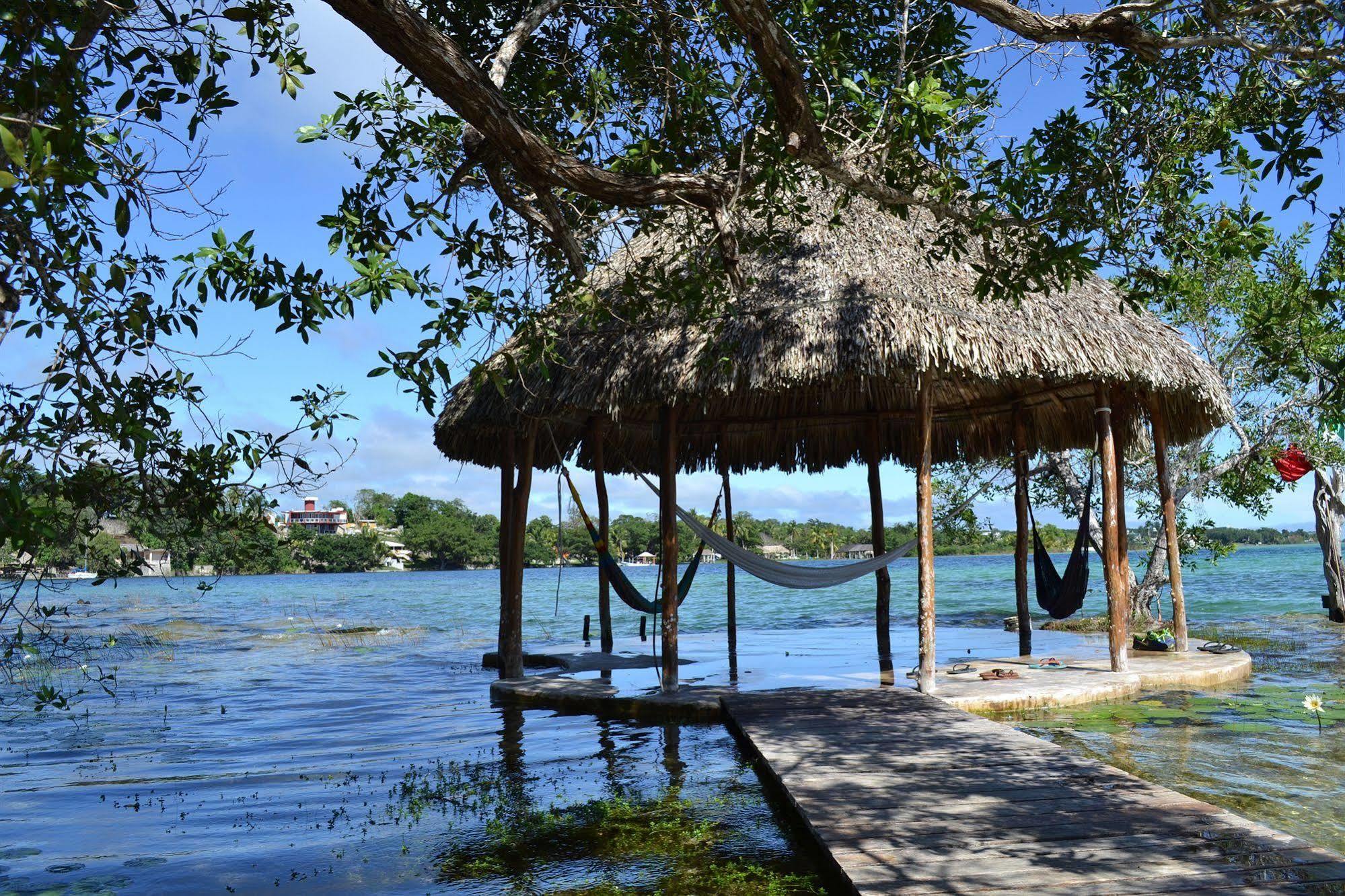 Casa Caracol Hotel Bacalar Exterior photo