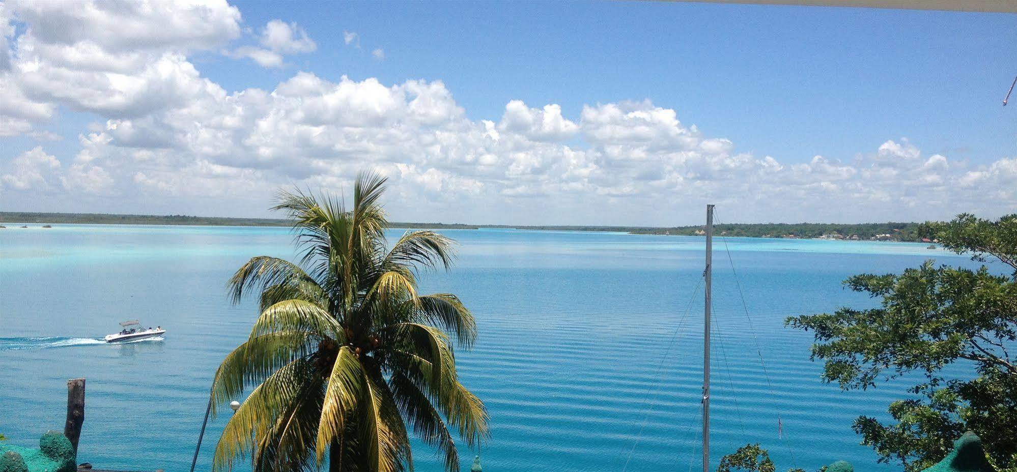 Casa Caracol Hotel Bacalar Exterior photo